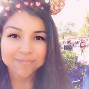 Meet your Posher, Jacqueline